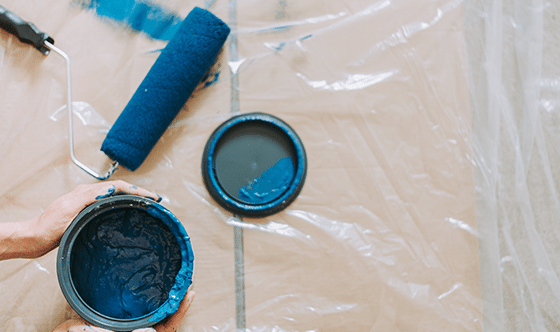 Painting can and brush
